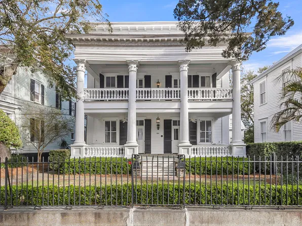 180 Broad St APT D, Charleston, SC 29401