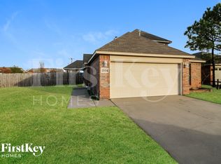 2504 Tyler Ln, Moore, OK 73170