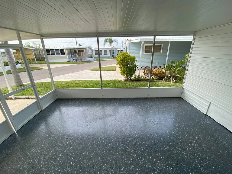 12 Shoreland Dr — Photo 18