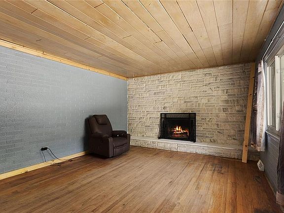 5th image of 5435 Oliver St