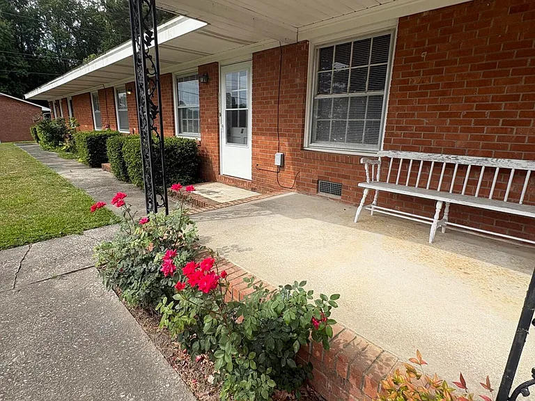 4356 Eastern Pines Rd #3 — Photo 2