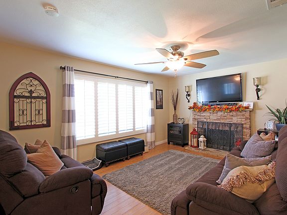 4th image of 2518 S Tiara Ave