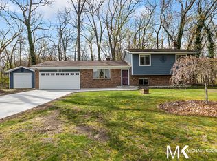 7420 30th St SE, Ada, MI 49301