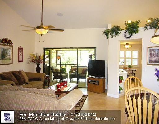 3rd image of 3417 Water Oak Dr #1402