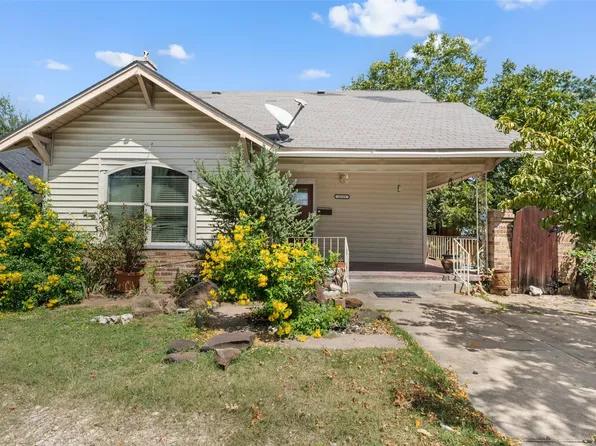 1215 N 18th St, Waco, TX 76707