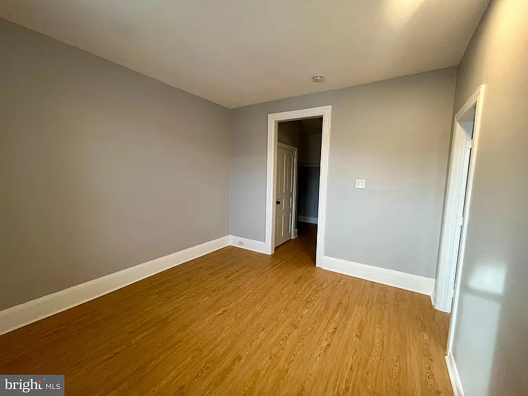 4417 Walnut St #3F — Photo 4