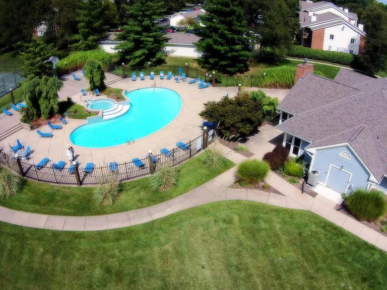 1420 Lake Pointe Way #8 — Photo 31