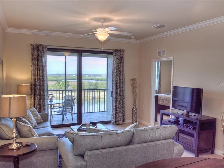 7005 River Hammock Dr #404 — Photo 3