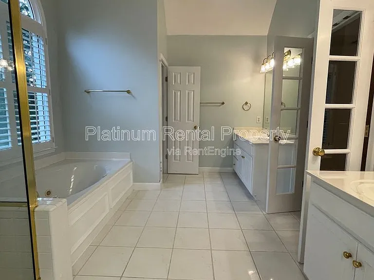 870 Ingleside Dr — Photo 54