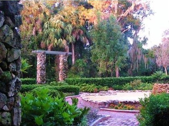 Ravine Gardens