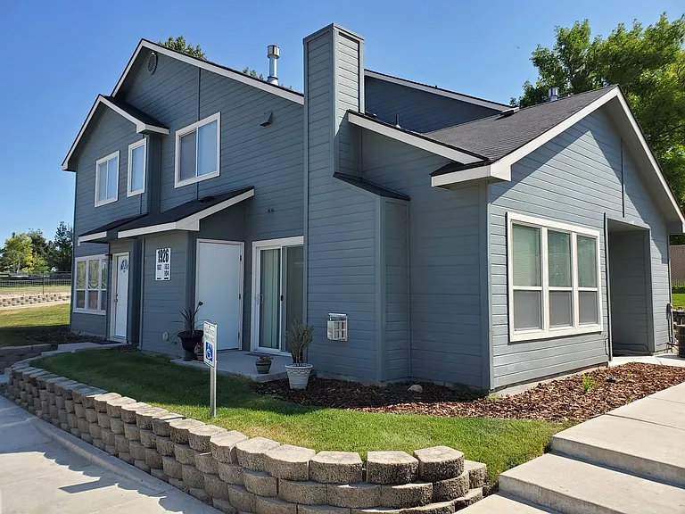 2273 Lexis Ln — Photo 6