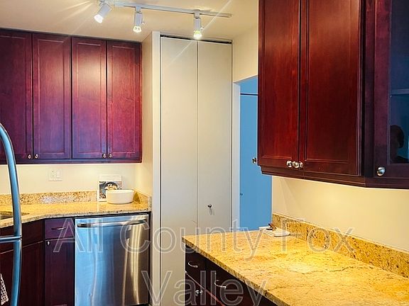 2nd image of 1555 N Sandburg Ter APT 314K