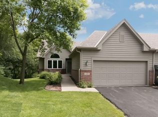 5401 Rowland Park Rd, Minnetonka, MN 55343