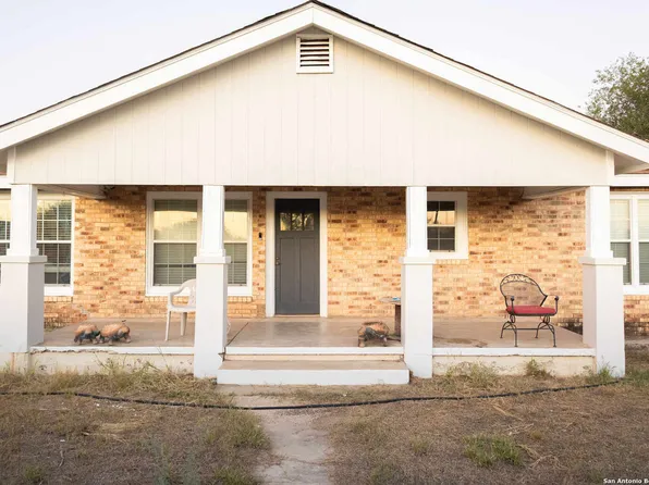 6572 highway 277, Carrizo Springs, TX 78834