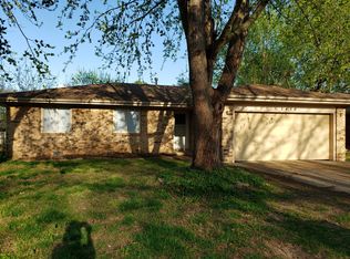 1450 S John Ave, Springfield, MO 65804