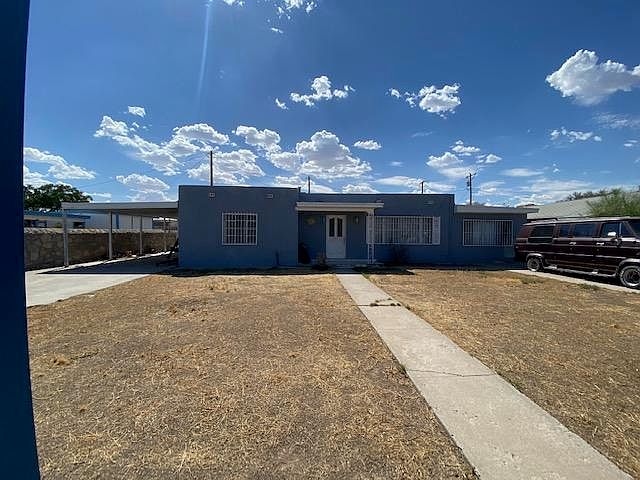 2nd image of 661 Barcelona Dr