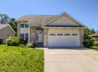 1310 Anthony Ct, Waukegan, IL 60087