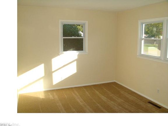3rd image of 5355 Sir Barton Dr