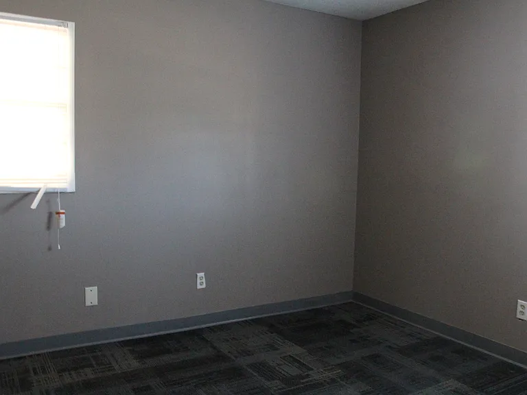 2105 Evergreen Dr — Photo 8