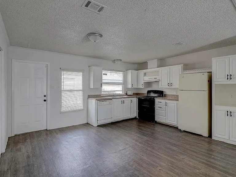 11727 Greensbrook Forest Dr — Photo 13
