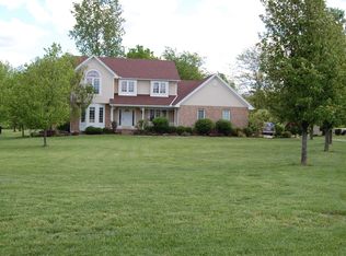 219 Summerfield Ln, Lebanon, OH 45036