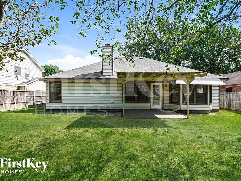 4742 Cornflower Dr — Photo 15