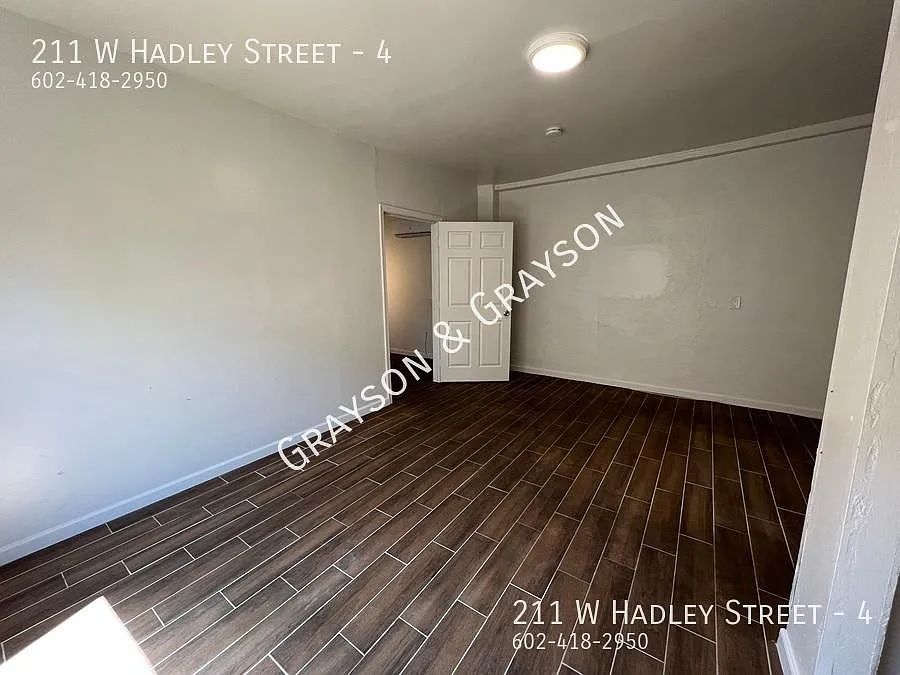 Building Photo - 211 W Hadley St #4