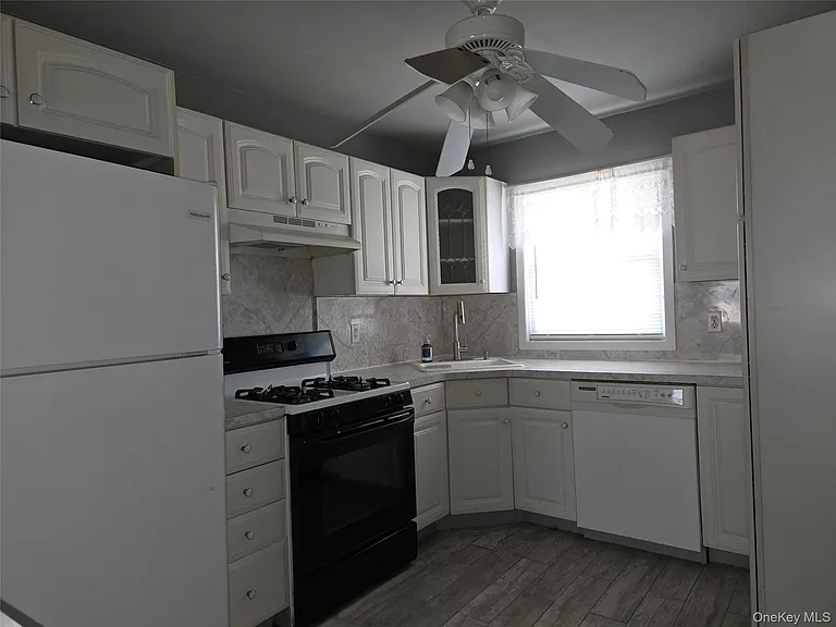 657 N Delaware Ave — Photo 8