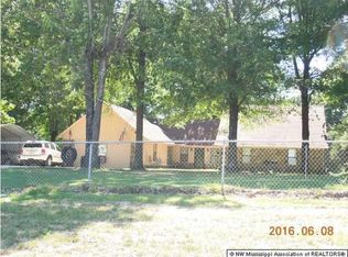 4379 Cayce Rd, Byhalia, MS 38611