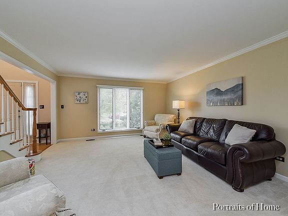 4th image of 1559 Branford Ln