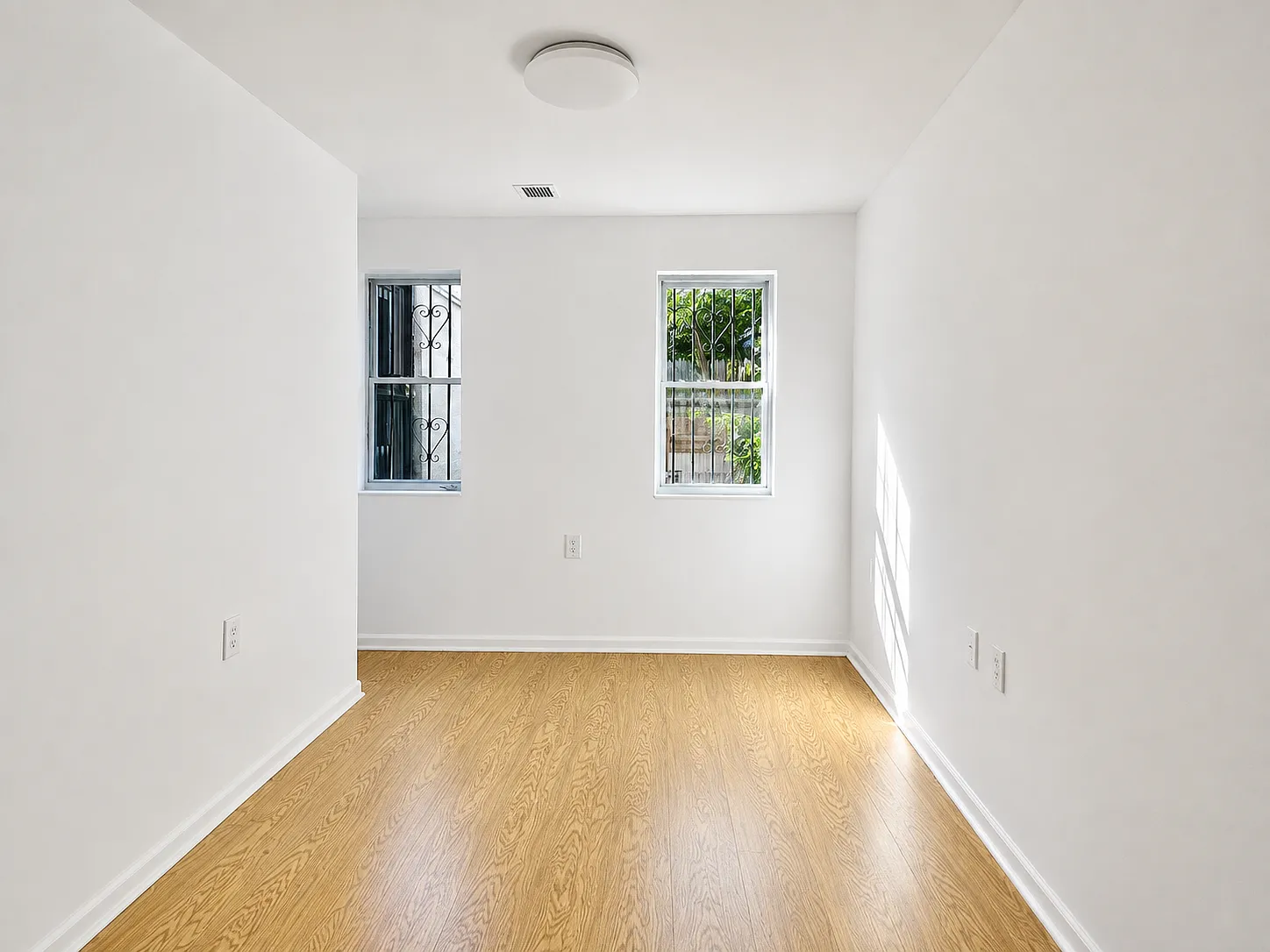 1239A Putnam Avenue — Photo 4