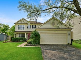 147 Jefferson Ln, Streamwood, IL