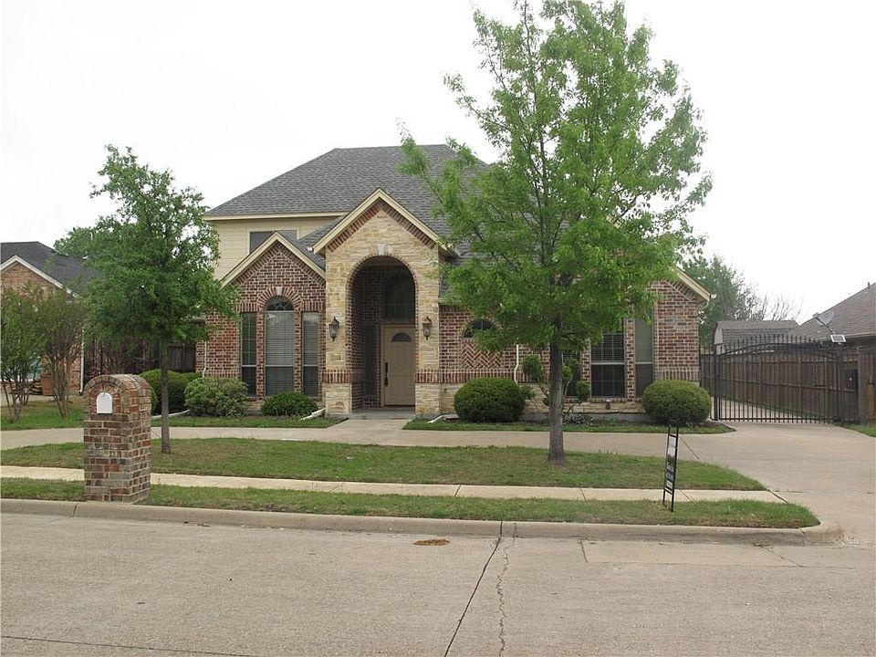 1st image of 715 McMurry Dr