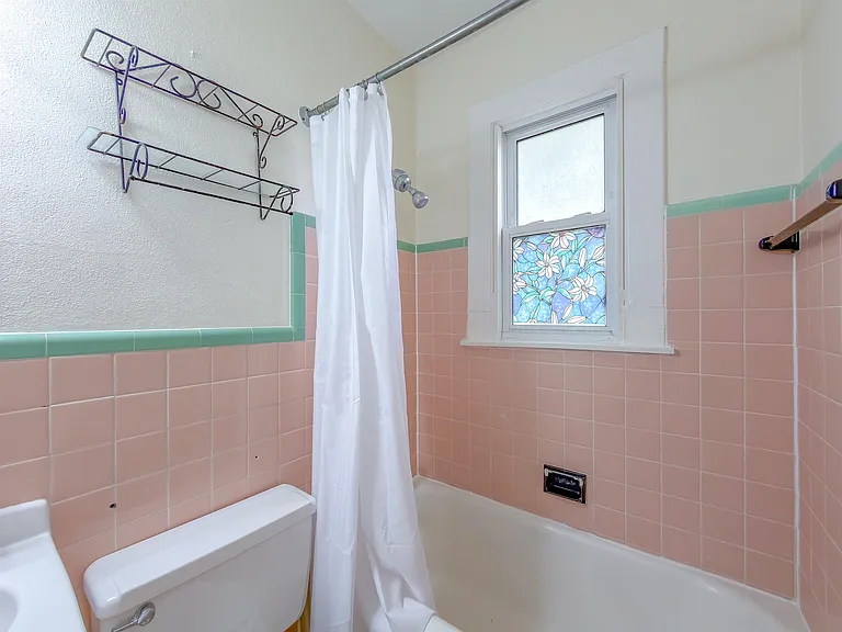 1230 Mitchell Ave — Photo 19