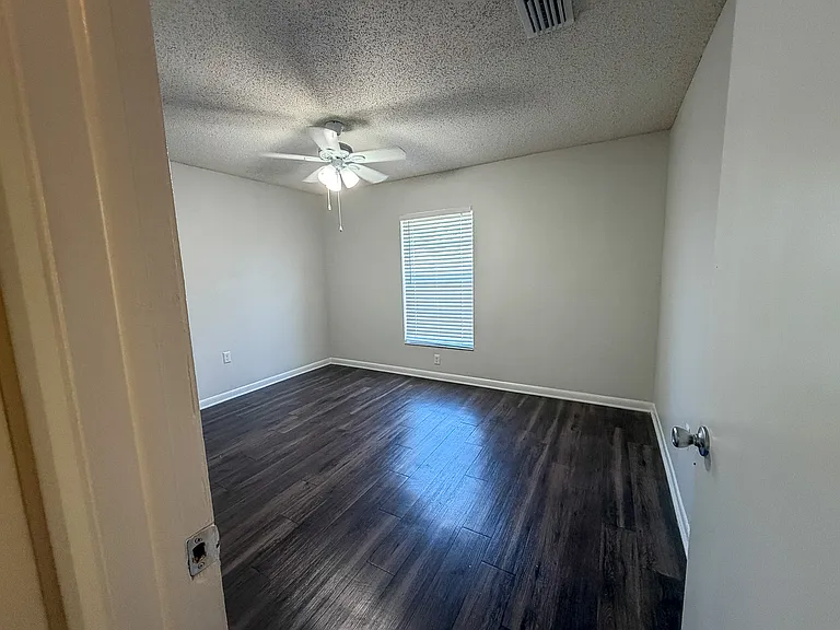 5115 S Clarice Ct #C — Photo 10