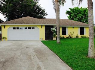 2204 SE 1st St, Cape Coral, FL 33990