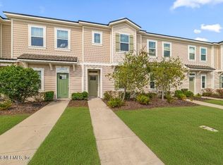 281 ANNIES Place, Jacksonville, FL 32218