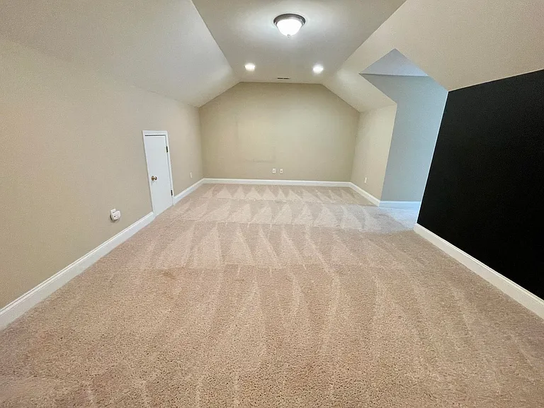 9519 Dellbrook Ct — Photo 24