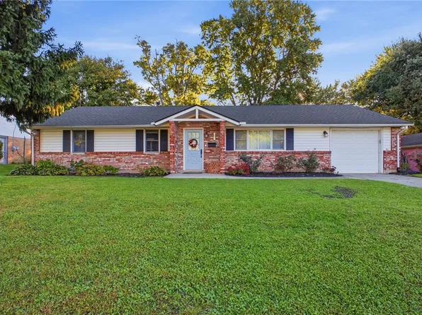 2026 S Lakeman Dr, Bellbrook, OH 45305