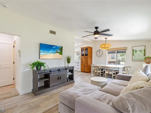 139 Coconut Dr, Fort Myers Beach, FL 33931