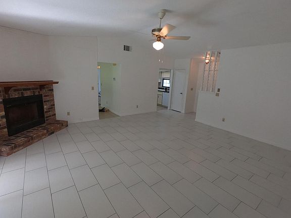 4th image of 244 Yorktowne Dr