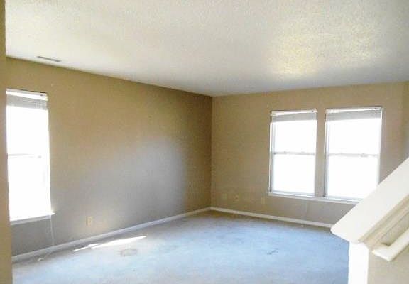 5th image of 10082 Yosemite Ln