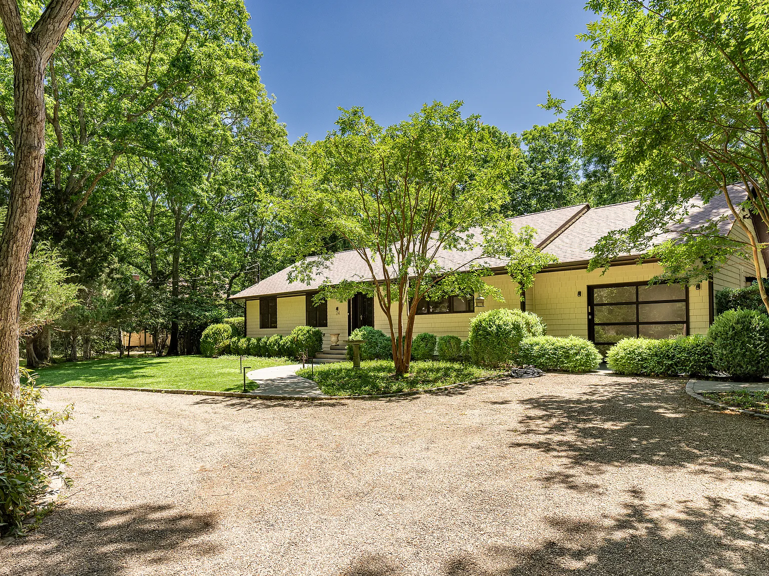 Quiet Springs Retreat Backing 165 Acres of Preserve — Photo 2