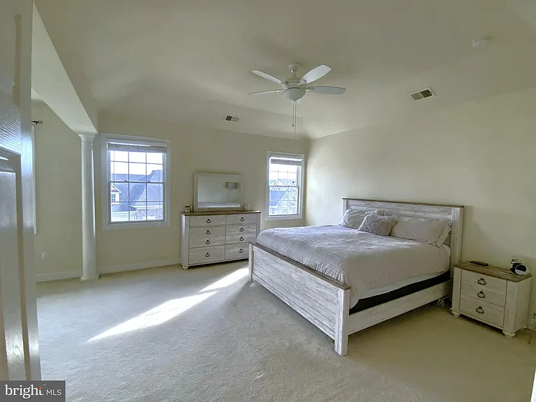 4204 Lexington Ct — Photo 15