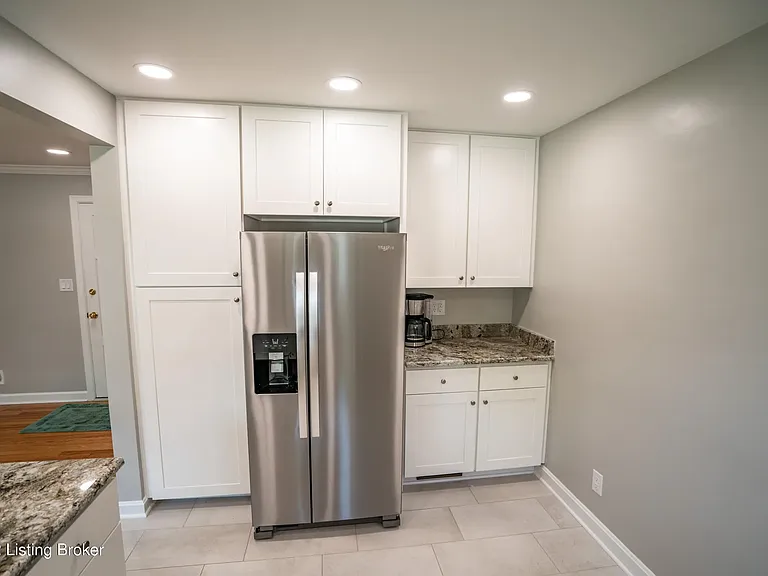 9008 Haviland Ave — Photo 13