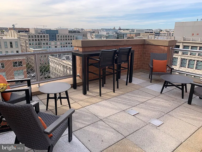 631 D St NW #534 — Photo 27