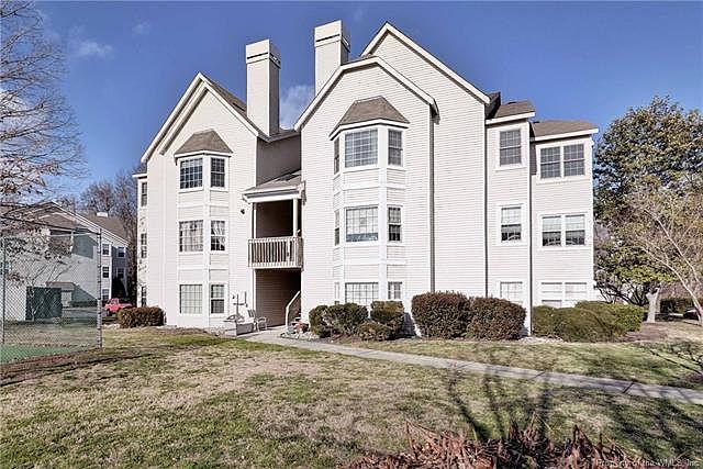 1st image of 104 Windsor Ln