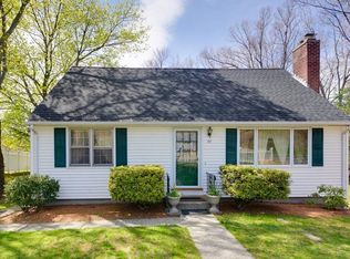 49 Holden St, Shrewsbury, MA 01545