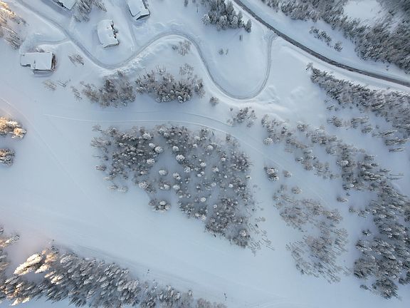 4th image of 2 Elk Psge