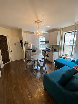 Rented by Oxford Property Group | media 120